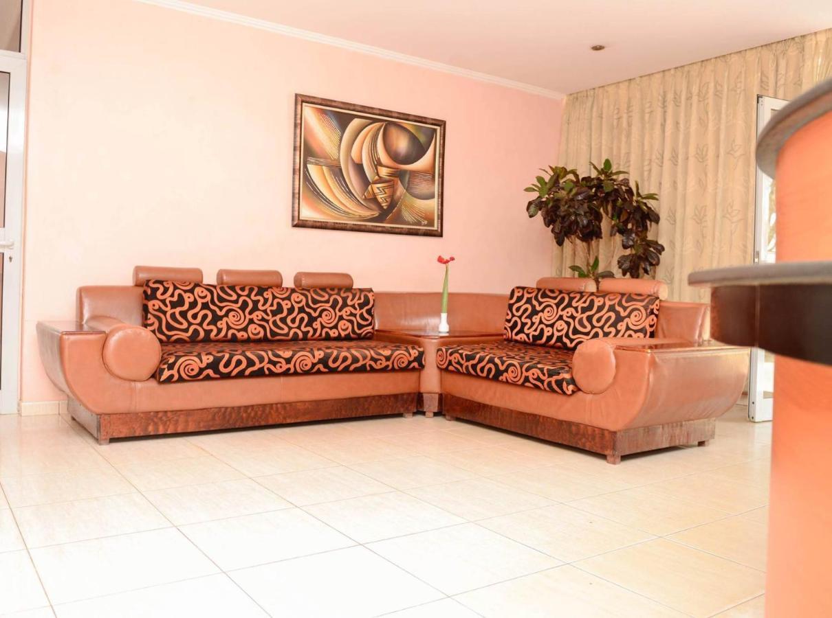Room In Bb - Enjoy You Vacation Wail Staying In This Single Room Fit For 2 People Kigali Exterior photo